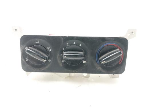 Used Climate control Climate control LAND ROVER FREELANDER I (L314) 2.0 Td4 4x4 (112 hp) 33628171 33628171