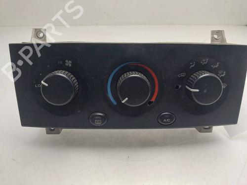Used Climate control Climate control JEEP GRAND CHEROKEE II (WJ, WG) 2.7 CRD 4x4 (163 hp) 40082047 40082047