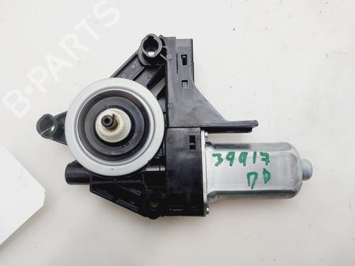 Used Right front window motor VOLVO V40 Hatchback (525) [2012-2019]  30567863