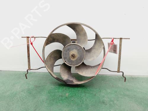 Used Radiator fan Radiator fan CITROËN ZX (N2) 1.4 i (75 hp) 33267769 33267769