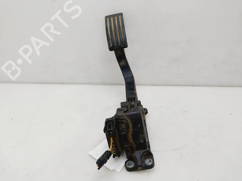 Used Pedal VOLVO V50 (545) 2.0 D (136 hp) 28054486