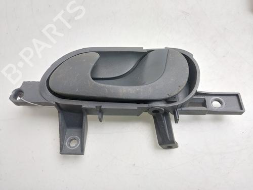 Used Front right interior door handle Front right interior door handle FIAT SCUDO Bus (220_) 2.0 JTD (109 hp) 35720523 35720523