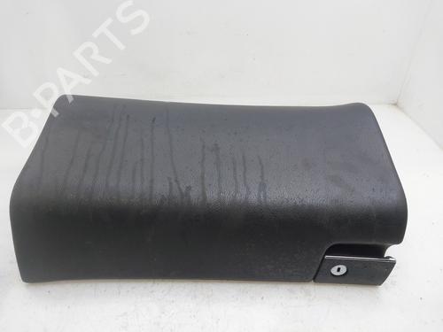 Used Glove box MERCEDES-BENZ C-CLASS (W203) C 220 CDI (203.008) (150 hp) 20323265