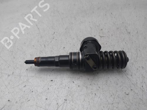 Used Injector VW TOUAREG (7LA, 7L6, 7L7) 2.5 R5 TDI (174 hp) 31064791