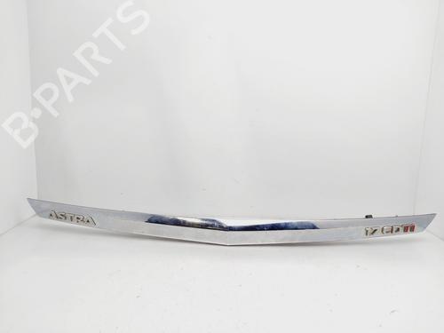 Used Tailgate handle OPEL ASTRA H (A04) [2004-2014]  22404541