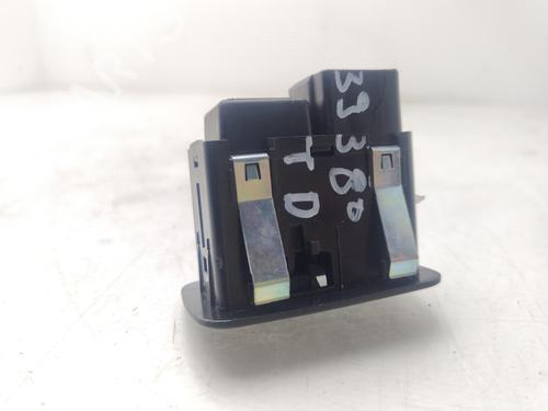 Right rear window switch FIAT FREEMONT (345_) | BP31978978I28