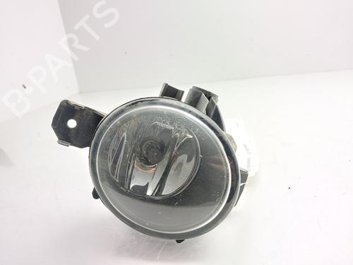 Used Right front fog light BMW X3 (E83) xDrive 30 d (218 hp) 33172546