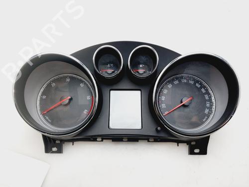 Used Instrument cluster OPEL INSIGNIA A (G09) [2008-2017]  30974388