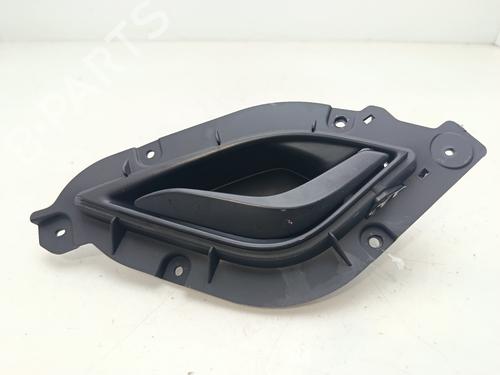 Used Front right interior door handle Front right interior door handle HYUNDAI ix20 (JC) 1.4 CRDi (90 hp) 33931915 33931915