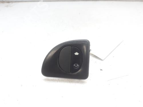 Used Right front window switch FORD TOURNEO CONNECT 1.8 TDCi /TDDi /DI (75 hp) 9573889