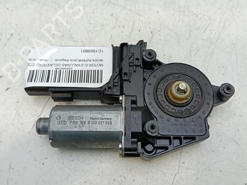 Rudehejsemotor forskærm venstre SKODA SUPERB I (3U4) 2.0 TDI (140 hp) 29439800