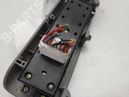 Left front window switch HYUNDAI SANTA FÉ II (CM) 2.2 CRDi 4x4 | BP40467400I27 - Image 4