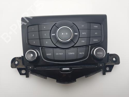 Used Radio CHEVROLET CRUZE (J300) 2.0 CDI (150 hp) 16925724