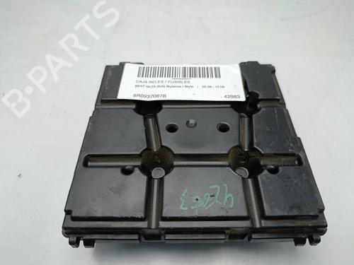 fuse-box-seat-ibiza-iv-6j5-6p1-2008-2009-2010-2011-2012-2013-2014-2015-2016-2017-39651521 main image