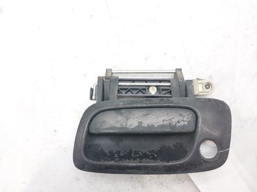 Venstre foran utvendig håndtak OPEL ZAFIRA A MPV (T98) 2.0 DTI 16V (F75) (101 hp) 11859700