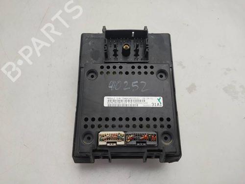 Used Fuse box Fuse box JEEP GRAND CHEROKEE II (WJ, WG) 2.7 CRD 4x4 (163 hp) 39610633 39610633