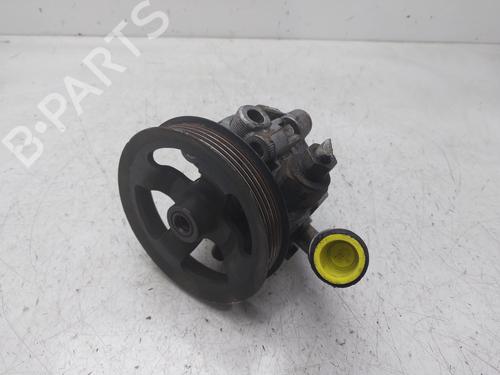 Bomba direccion TOYOTA AVENSIS Saloon (_T25_) [2003-2009]  30853198