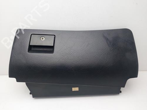 Used Glove box Glove box AUDI 100 C4 Saloon (4A2) 2.5 TDI (115 hp) 33657990 33657990
