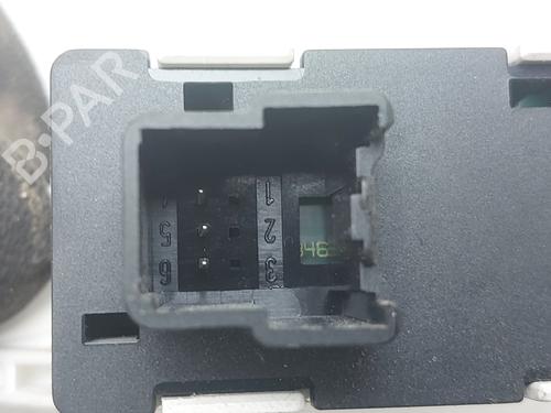 Warning switch FORD FOCUS I (DAW, DBW) 1.8 TDCi | BP33694077I22 - Image 2
