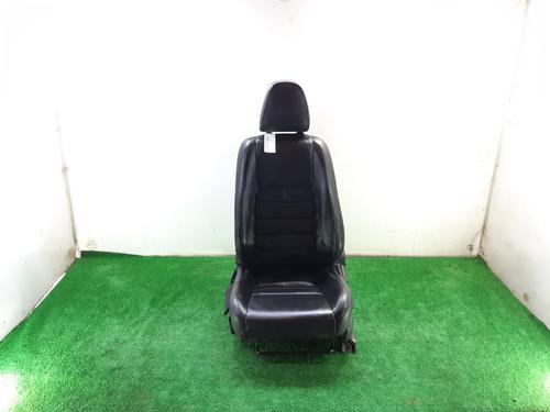 Used Left front seat Left front seat LEXUS IS III (_E3_) 300h (AVE30_, AVE30R) (223 hp) 8283523 8283523