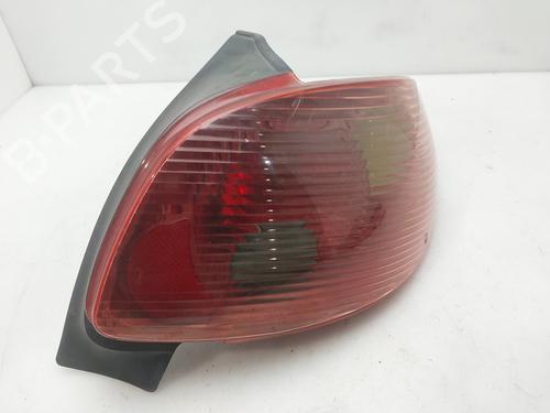 Used Right taillight Right taillight PEUGEOT 206 Hatchback (2A/C) 1.4 HDi eco 70 (68 hp) 33930210 33930210