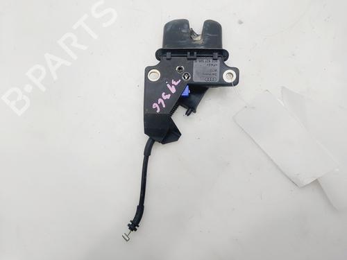 Used Tailgate lock AUDI A4 B6 (8E2) 1.9 TDI (130 hp) 29058503