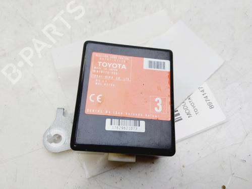 Used Electronic module TOYOTA PRIUS Liftback (_W2_) 1.5 Hybrid (NHW20_, NHW20R) (112 hp) 19637895