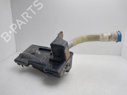 Used Windscreen washer tank Windscreen washer tank VW TIGUAN (5N_) [2007-2018] 35975915 35975915