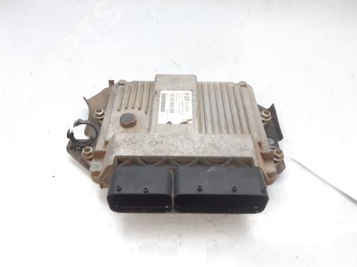 Used Engine control unit (ECU) OPEL CORSA C (X01) 1.3 CDTI (F08, F68) (70 hp) 9576358