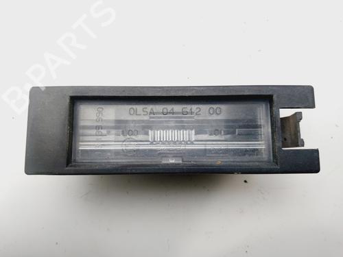 Used Licence plate light OPEL VECTRA C (Z02) 2.0 DTI 16V (F69) (101 hp) 32977171