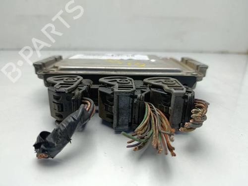 engine-control-unit-ecu-renault-megane-ii-saloon-lm01_-2003-39651514 main image