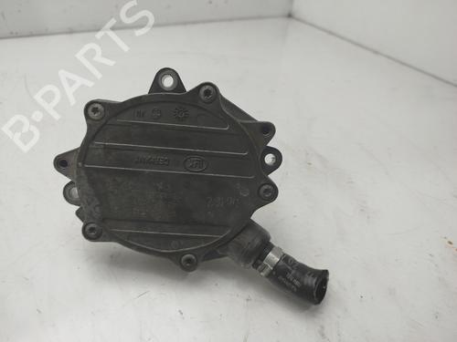 Used Vacuum pump BMW 1 (E87) 120 i (150 hp) 33049141