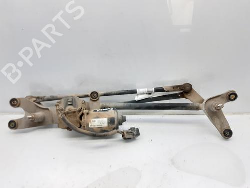 Used Front wiper motor Front wiper motor KIA SORENTO I (JC) 2.5 CRDi 4WD (140 hp) 7559679 7559679