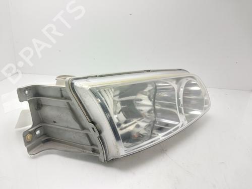 Right headlight HYUNDAI H-1 / STAREX Bus (A1) 2.5 TD 4WD | BP32011371C29