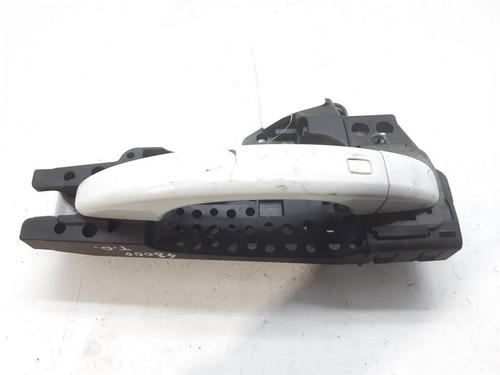 Used Rear right exterior door handle Rear right exterior door handle AUDI A1 Sportback (8XA, 8XF) 1.4 TDI (90 hp) 10241330 10241330
