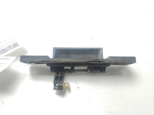 Used Tailgate handle KIA SORENTO I (JC) 2.5 CRDi (163 hp) 30403241