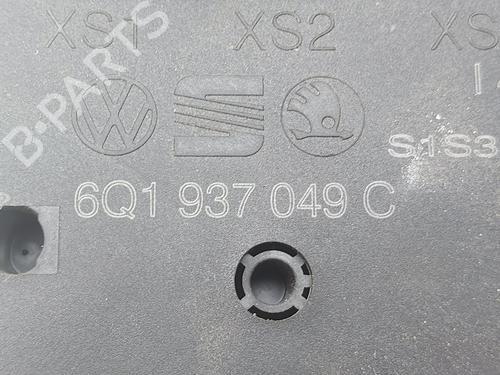 Fuse box SEAT CORDOBA (6L2) 1.9 TDI | BP36641787E1 - Image 4