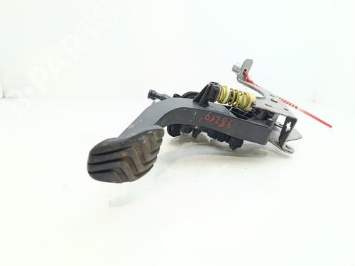 Clutch pedal RENAULT MEGANE IV Grandtour (K9A/M/N_) 1.2 TCe 100 | BP30553531I13 