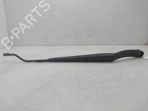 Used Front windshield wiper arm Front windshield wiper arm 36594516 36594516