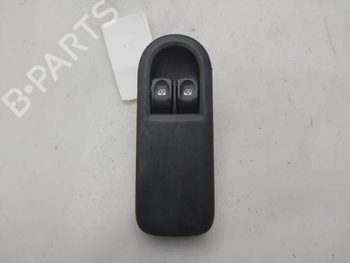 Used Left front window switch Left front window switch RENAULT CLIO III (BR0/1, CR0/1) [2005-2014] 39717780 39717780