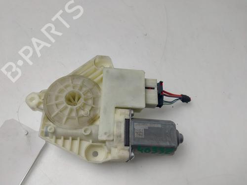 Motor elevalunas trasero derecho SKODA RAPID (NH3, NK3, NK6) [2012-2022]  32300192