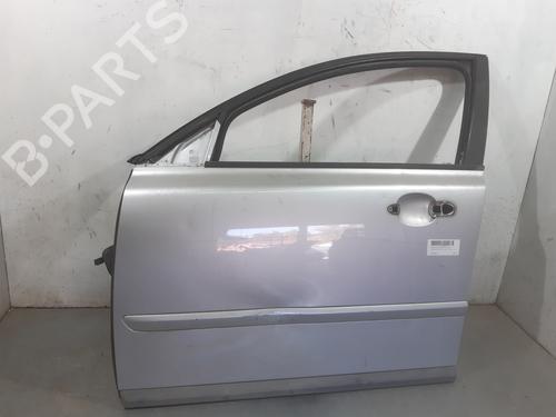 Used Left front door VOLVO V50 (545) 2.0 D (136 hp) 8416726