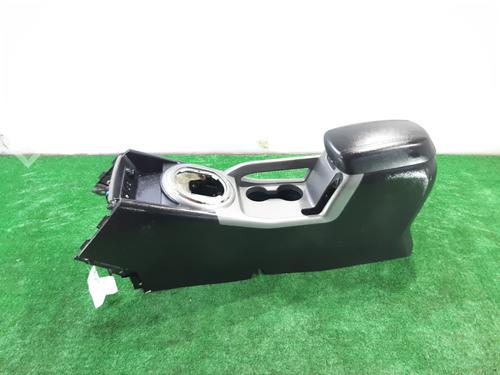 Used Armrest / Center console KIA SPORTAGE III (SL) 1.7 CRDi (116 hp) 10374906