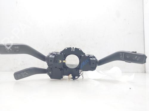 Commandes au volant VW PASSAT B6 (3C2) 2.0 TDI (140 hp) 13747094