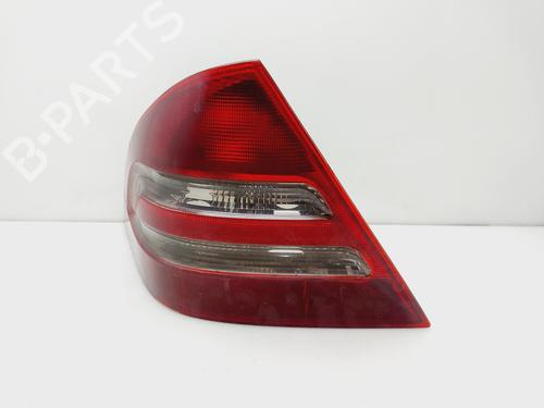 Used Left taillight MERCEDES-BENZ C-CLASS (W203) [2000-2007]  28335288