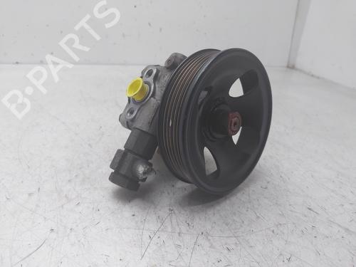 Used Steering pump HYUNDAI TRAJET (FO) 2.0 CRDi (113 hp) 30932398
