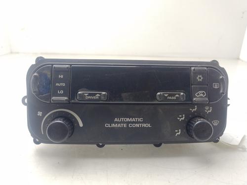 Used Climate control CHRYSLER VOYAGER IV (RG, RS) 2.5 CRD (141 hp) 28186087