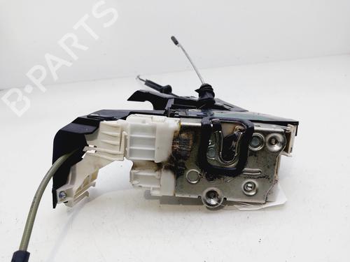 Cerradura puerta delantera izquierda MERCEDES-BENZ A-CLASS (W169) A 160 (169.031, 169.331) (95 hp) 30935603