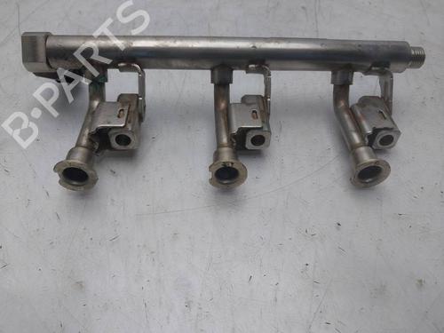 Used Injection rail Injection rail 38684504 38684504