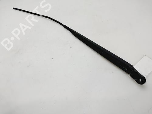 Used Front windshield wiper arm RENAULT CLIO III (BR0/1, CR0/1) 1.5 dCi (BR17, CR17) (86 hp) 28103092